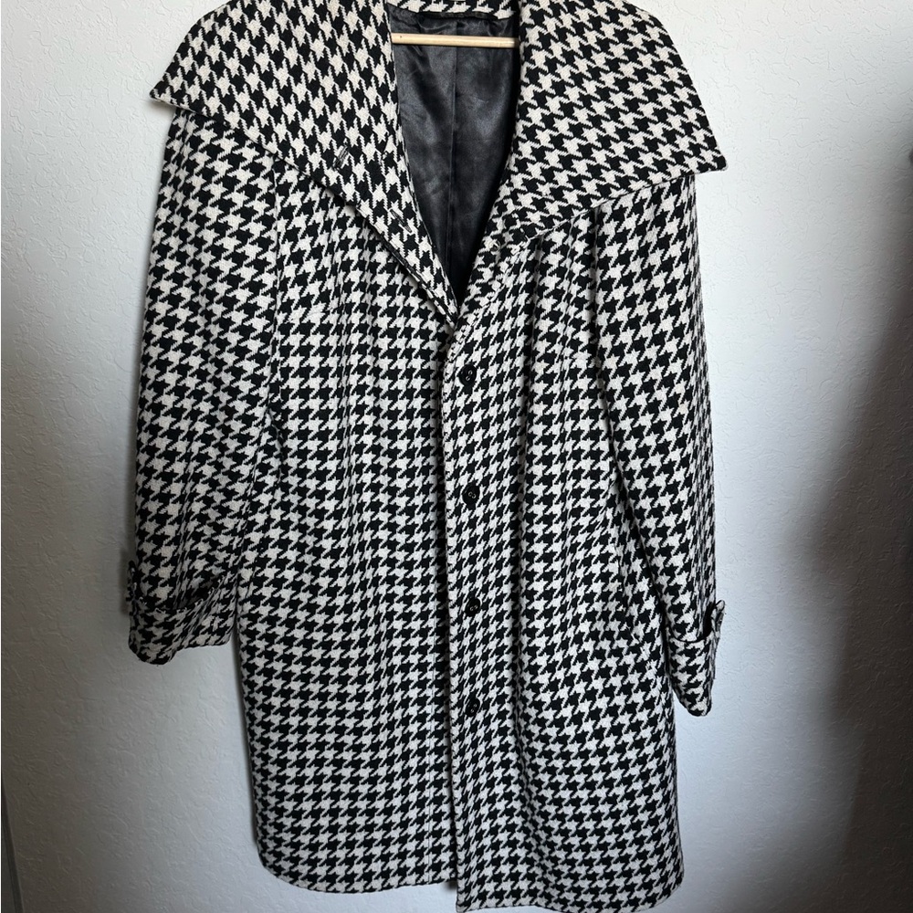Houndstooth Black and White Coat - Picture 2 of 10